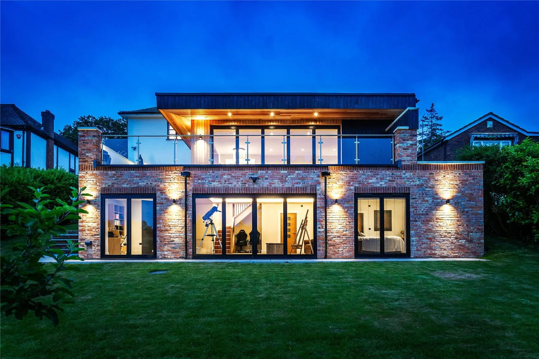 The renovated detached house in Hook Heath